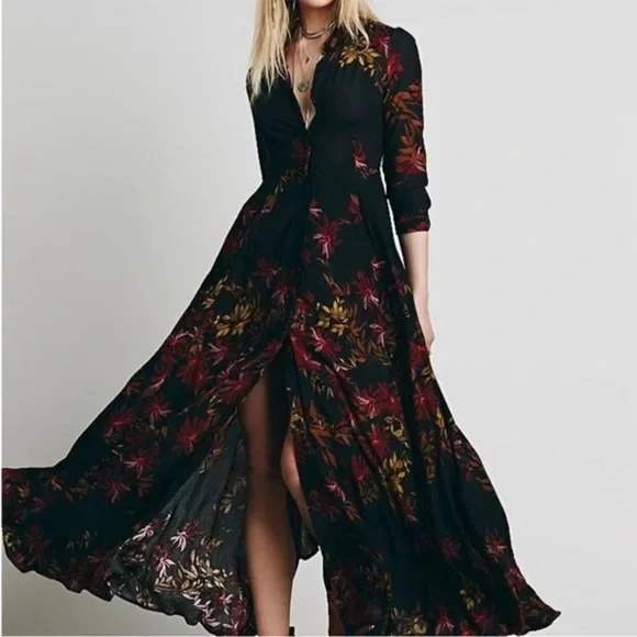 Rare Free People After The Storm Black Red Floral Print Boho Maxi Shirt
Dress 4 - Picture 1 of 11
